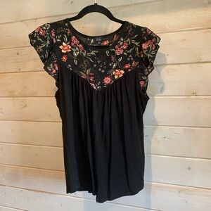 Storm Los Angeles | Black Floral Blouse